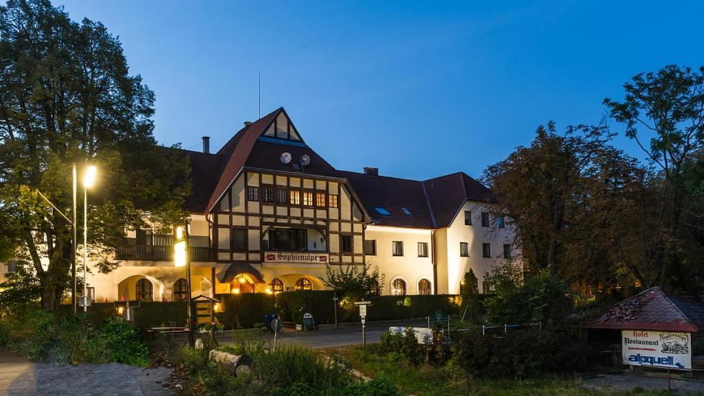 Hotel-restaurant-cafe Sophienalpe Viena